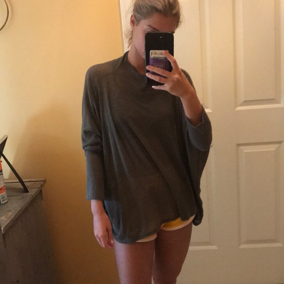 Urban outfitters flow top - Picture 5 of 7